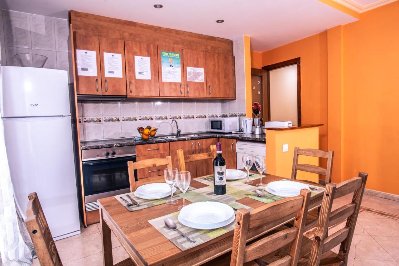 Apartaments Yaco โยเรตเดมาร์ ภายนอก รูปภาพ